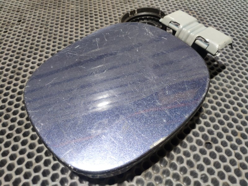 Лючок бензобака Mitsubishi Outlander XL CW 2.0 TDI BSY Лючок бензобака Mitsubishi Outlander XL CW 2.0 TDI BSY