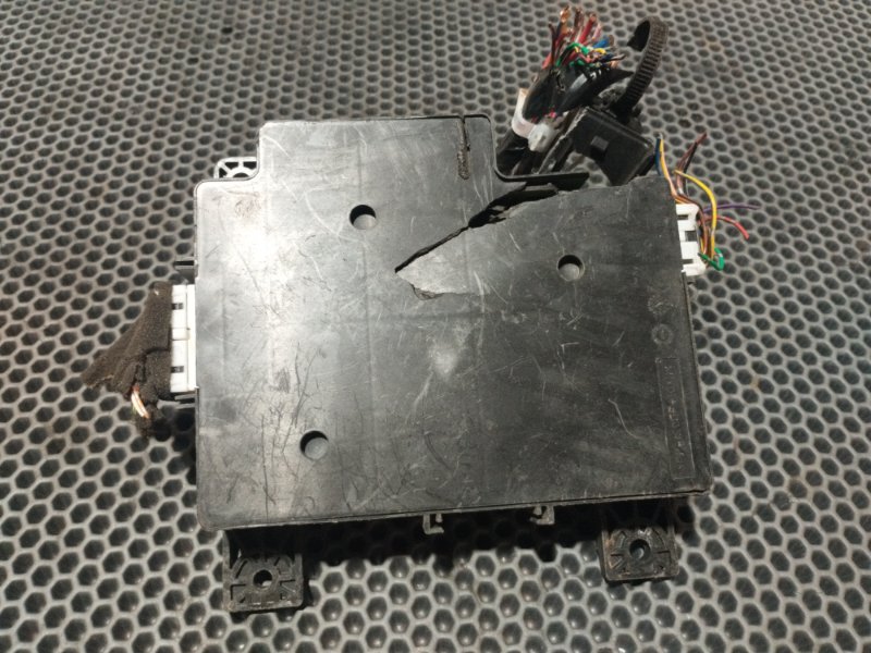 Блок комфорта Outlander XL CW 2006-2012 2.0 TDI BSY