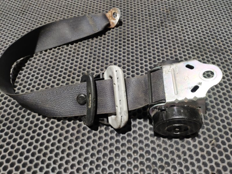 Ремень безопасности с пиропатроном задний Outlander XL CW 2006-2012 2.0 TDI BSY