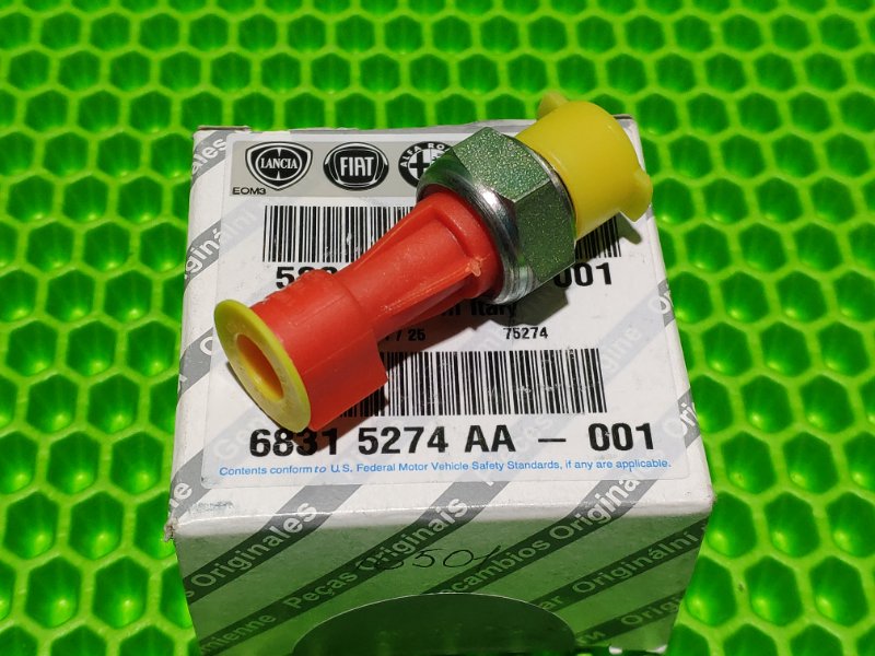 Запчасть датчик давления масла Fiat Iveco Uaz Ducato Daily Patriot 2002 - наст. время 244 / 250 / 290 / 3 / 4 / 5 / 2.3 JTD - 3.0 HDi 5801891612 новая Датчик давления масла Fiat Iveco Uaz Ducato Daily Patriot 2002 - наст. время 244 / 250 / 290 / 3 / 4 / 5 / 2.3 JTD - 3.0 HDi 5801891612 новая