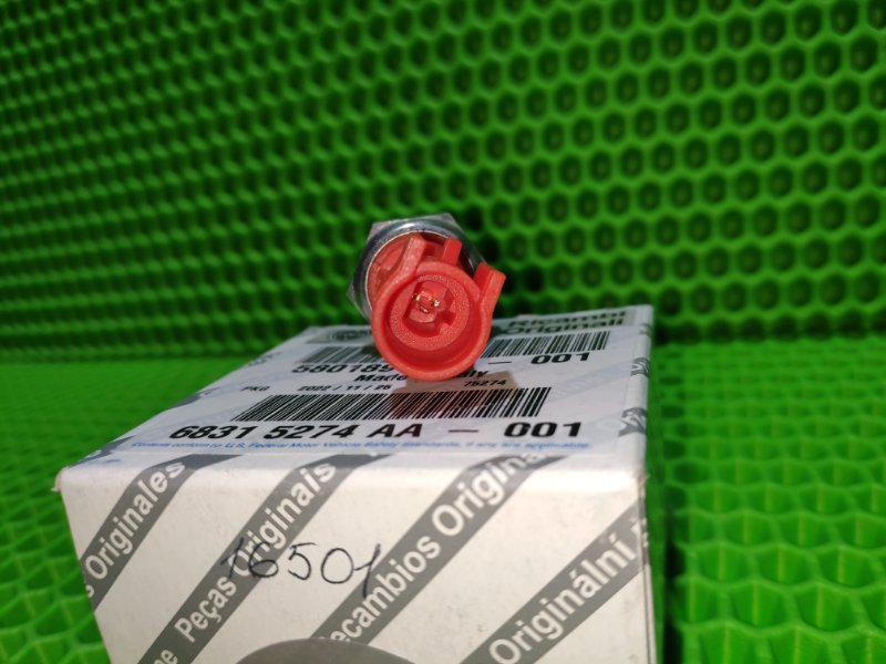 Датчик давления масла Ducato Daily Patriot 2002 - наст. время 244 / 250 / 290 / 3 / 4 / 5 / 2.3 JTD - 3.0 HDi Датчик давления масла Ducato Daily Patriot 2002 - наст. время 244 / 250 / 290 / 3 / 4 / 5 / 2.3 JTD - 3.0 HDi