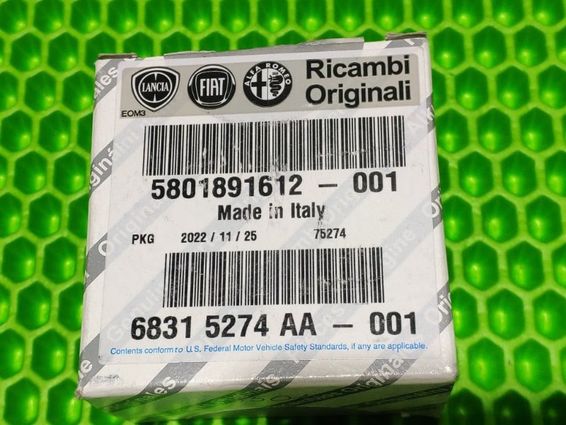 Датчик давления масла Ducato Daily Patriot 2002 - наст. время 244 / 250 / 290 / 3 / 4 / 5 / 2.3 JTD - 3.0 HDi Датчик давления масла Ducato Daily Patriot 2002 - наст. время 244 / 250 / 290 / 3 / 4 / 5 / 2.3 JTD - 3.0 HDi