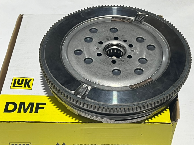 Маховик Astra J Meriva B Zafira C Insignia Mokka Corsa E Adam  Cruze Trax Tracker 2010 - наст. время 1.4 T Turbo A14NET A14NEL B14NET B14NEL B14NEH D14NET D14NEJ D14NEH