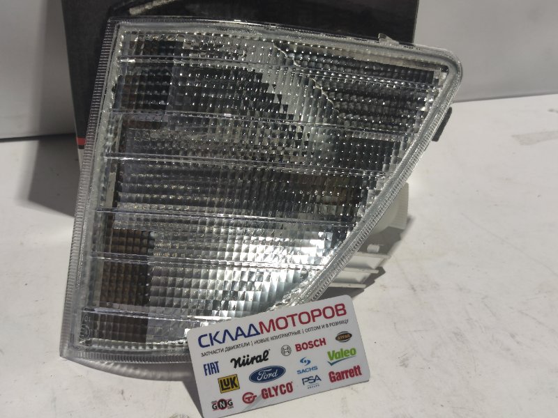 Указатель поворота левый Mercedes Sprinter 1995 - 2000 W901 520928 новая