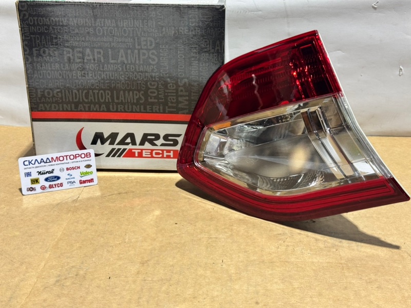 Фонарь задний левый Renault Fluence