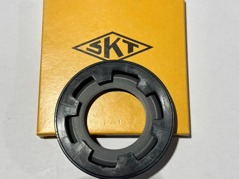 Сальник коленвала передний Daily Ducato 2002 - наст. время 2.3 JTD Сальник коленвала передний Daily Ducato 2002 - наст. время 2.3 JTD