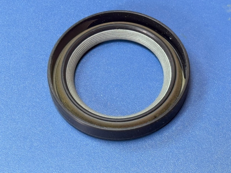 Сальник коленвала передний Daily 2002 - 3.0 HDI