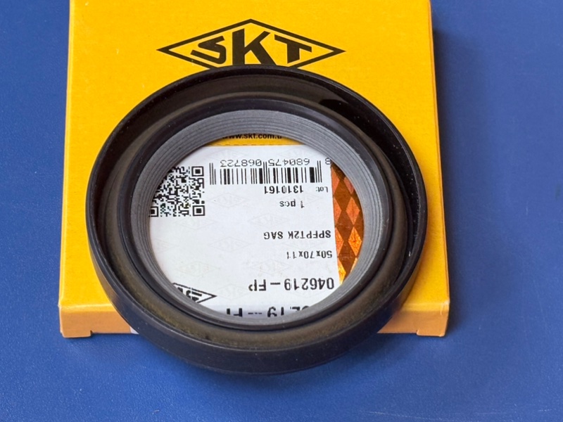 Сальник коленвала передний Daily 2002 - 3.0 HDI