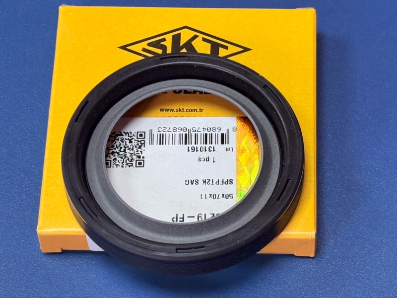 Сальник коленвала передний Daily 2002 - 3.0 HDI