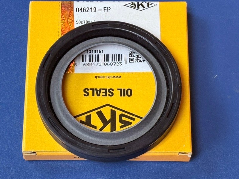 Сальник коленвала передний Daily 2002 - 3.0 HDI