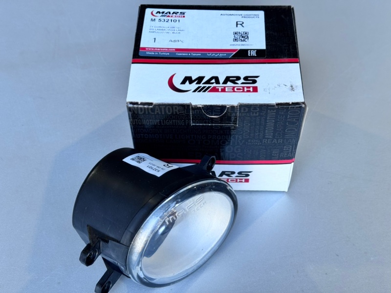 Фара противотуманная правая Auris Avensis Corolla Verso Camry Rav4 Yaris