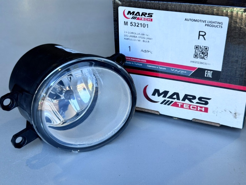 Фара противотуманная правая Auris Avensis Corolla Verso Camry Rav4 Yaris