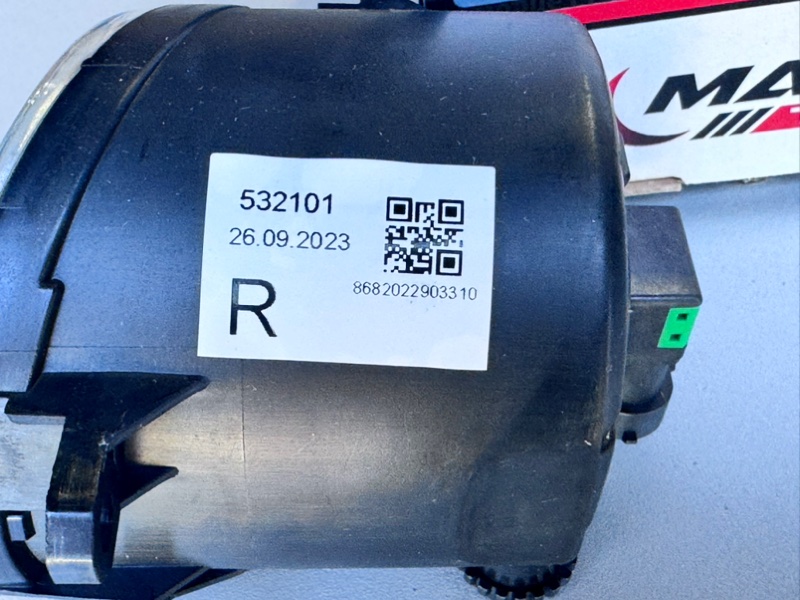 Фара противотуманная правая Auris Avensis Corolla Verso Camry Rav4 Yaris