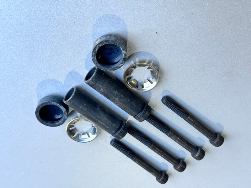 Направляющие переднего суппорта Transit