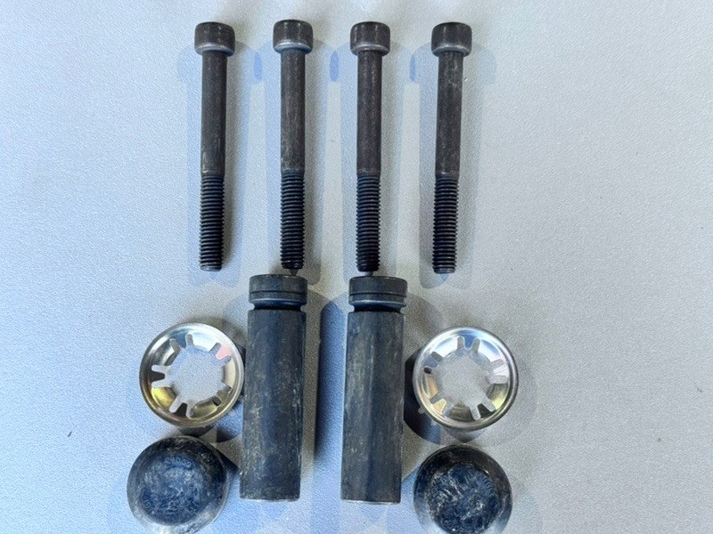 Направляющие переднего суппорта Transit