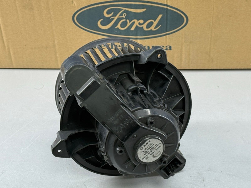 Моторчик отопителя печки Transit 2014 -