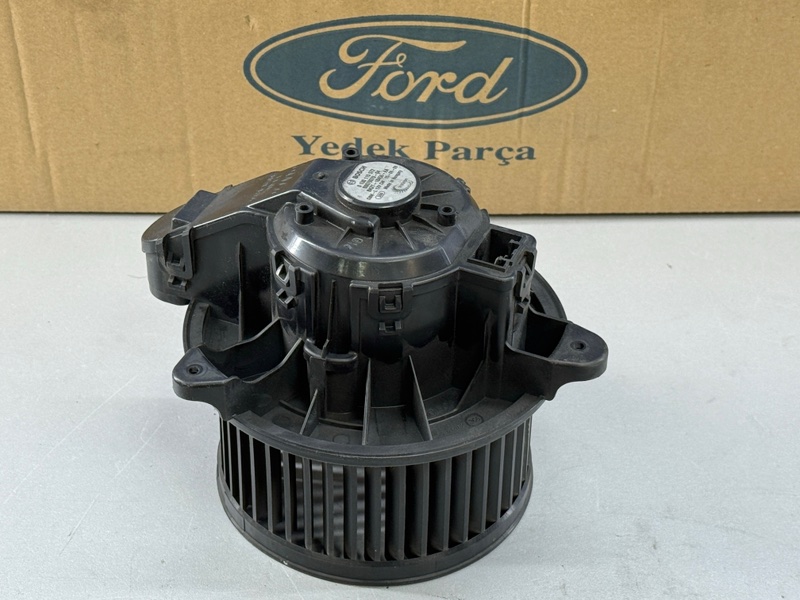 Моторчик отопителя печки Transit 2014 -