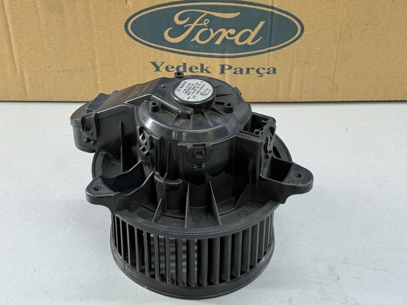 Моторчик отопителя печки Transit 2014 -