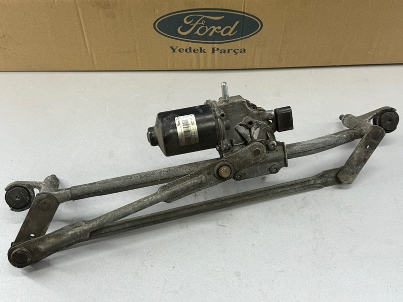 Трапеция стеклоочистителя моторчик Transit 2014 -