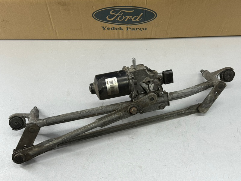 Трапеция стеклоочистителя моторчик Transit 2014 -