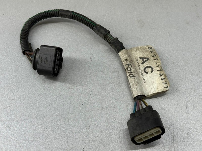 Проводка моторчика стеклоочистителя Transit 2014