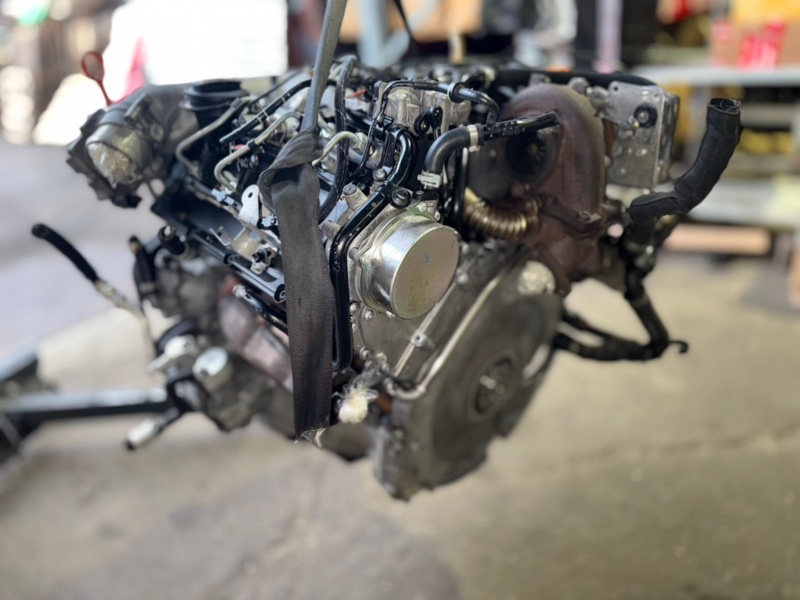 Двигатель контрактный б/у Touareg 2010 - 2018 NF 3.0 TDi