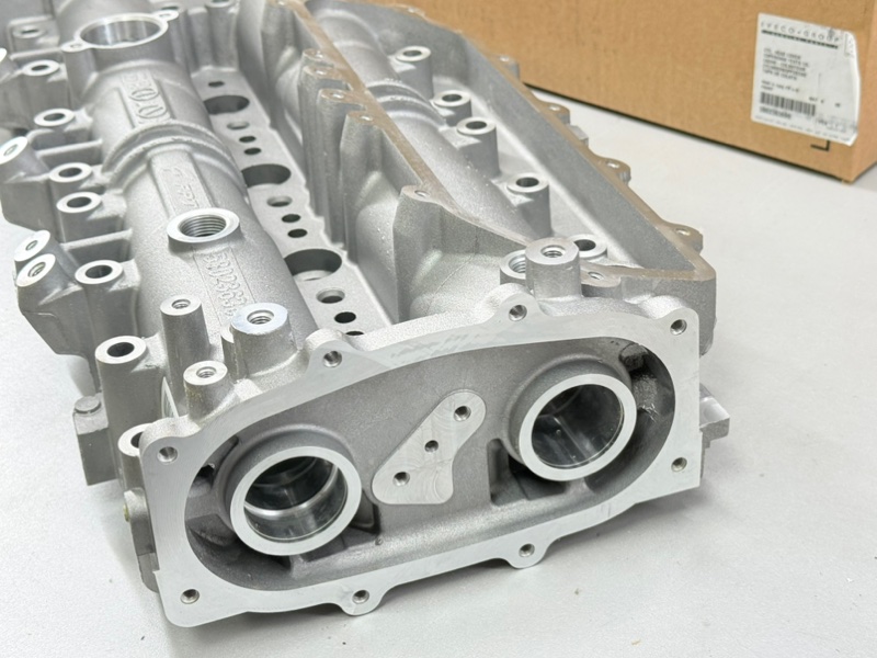 Крышка клапанная ГБЦ Ducato 244 250 2.3 JTD