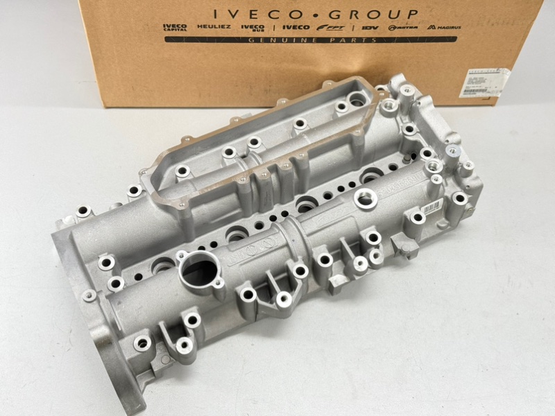 Крышка клапанная ГБЦ Ducato 244 250 2.3 JTD