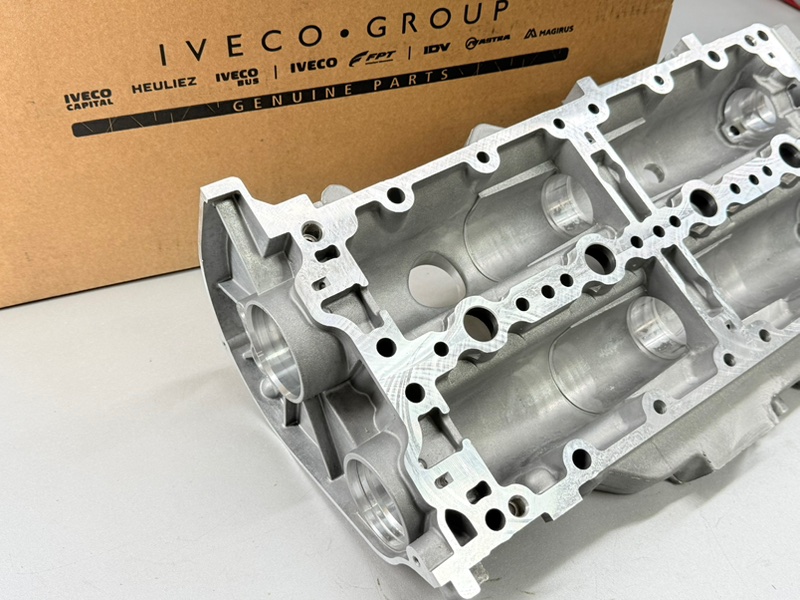 Крышка клапанная ГБЦ Ducato 244 250 2.3 JTD