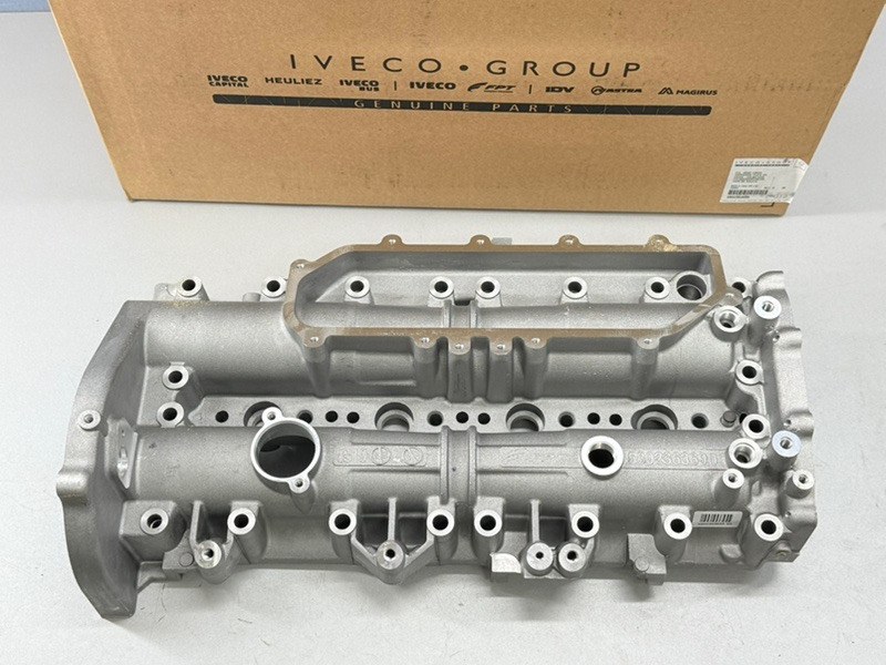 Крышка клапанная ГБЦ Ducato 244 250 2.3 JTD