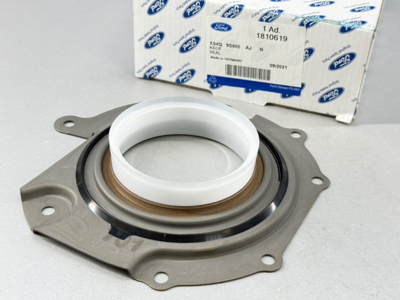 Сальник привода ТНВД Ford Transit Tourneo Connect 1.8 D