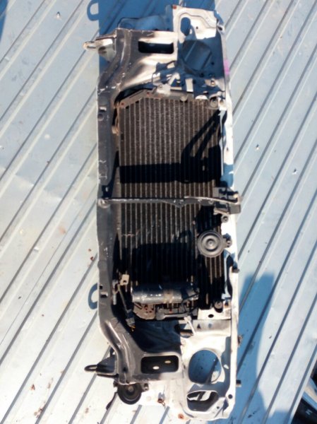 рамка радиатора TOYOTA CAMRY SV32 3S-FE 1990-1994 5400