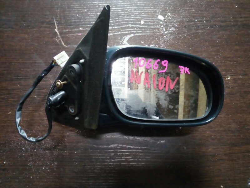 зеркало TOYOTA AVALON MCX10 1MZ-FE 1994-1997 правый 10669