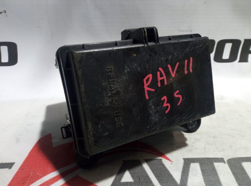 блок предохранителей TOYOTA RAV4 SXA11 3S-FE 1994-2000 141016