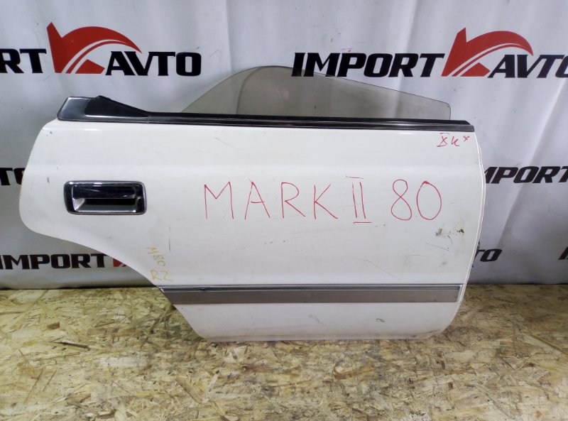 дверь TOYOTA MARK II SX80 4S-Fi 1988-1996 задний правый 186932