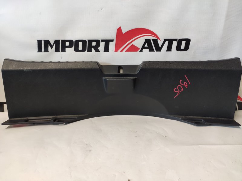накладка замка багажника TOYOTA VITZ KSP130 1KR-FE 2010-2014 задний 209482