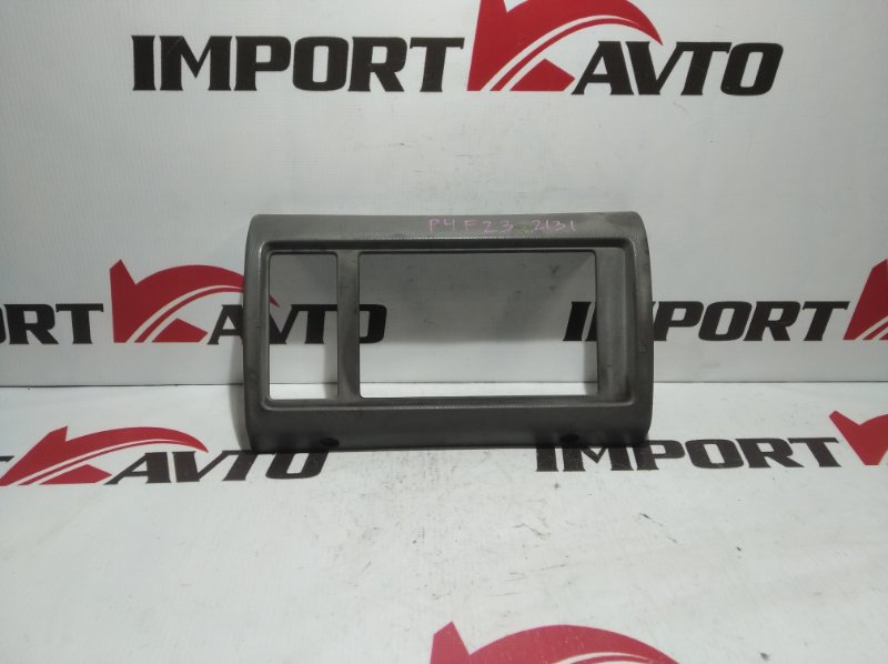 консоль центральная NISSAN ATLAS P4F23 TD27 1992-1995 221433