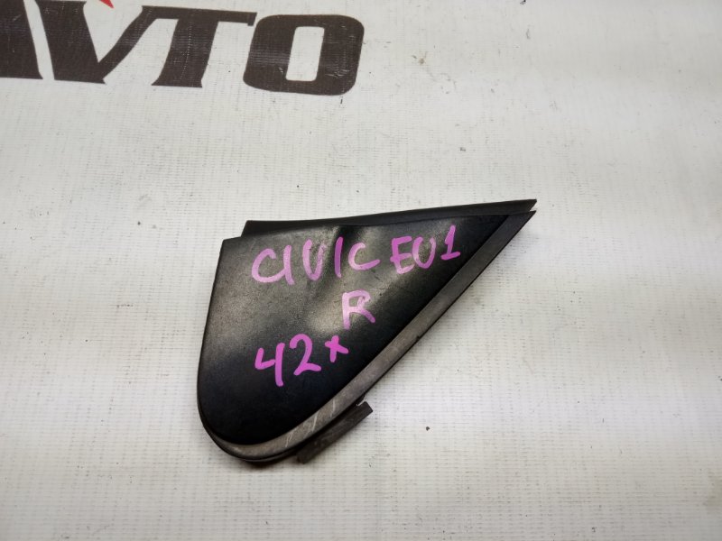 накладка на крыло HONDA CIVIC EU3 D17A 2003-2005 передний правый 267156