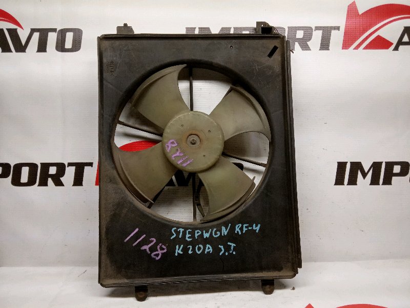диффузор радиатора HONDA STEPWGN RF4 K20A 2001-2003 правый 274224