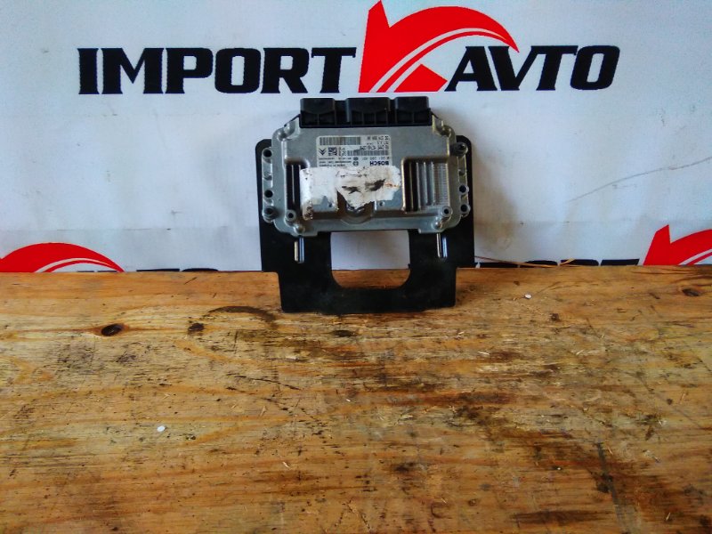 блок управления двигателя CITROEN C4 LC TU5JP4 2004-2008 281389