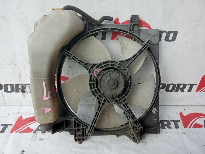 диффузор радиатора SUBARU LEGACY BH5 EJ205 1998-2003 правый 140821