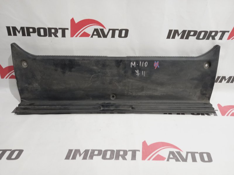 накладка замка багажника TOYOTA MARK II GX110 1G-FE 2000-2004 32816