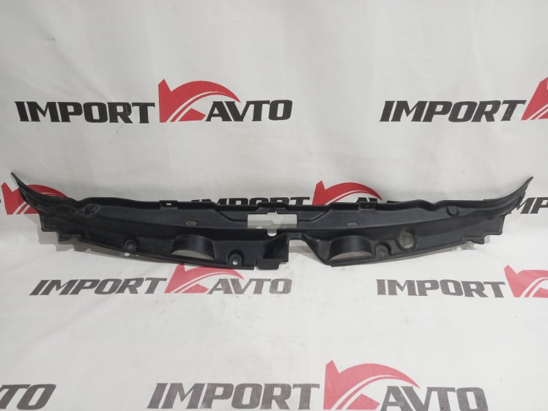 накладка на телевизор TOYOTA WISH ZNE10G 1ZZ-FE 2003-2005 210506