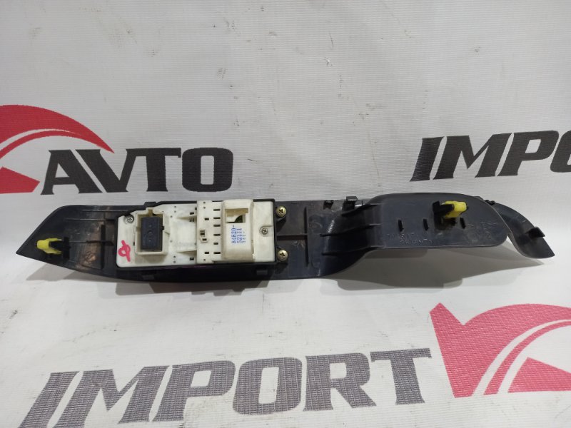 блок управления стеклоподъемниками TOYOTA PROBOX NCP51V 1NZ-FE 2002-2014 передний правый 37010