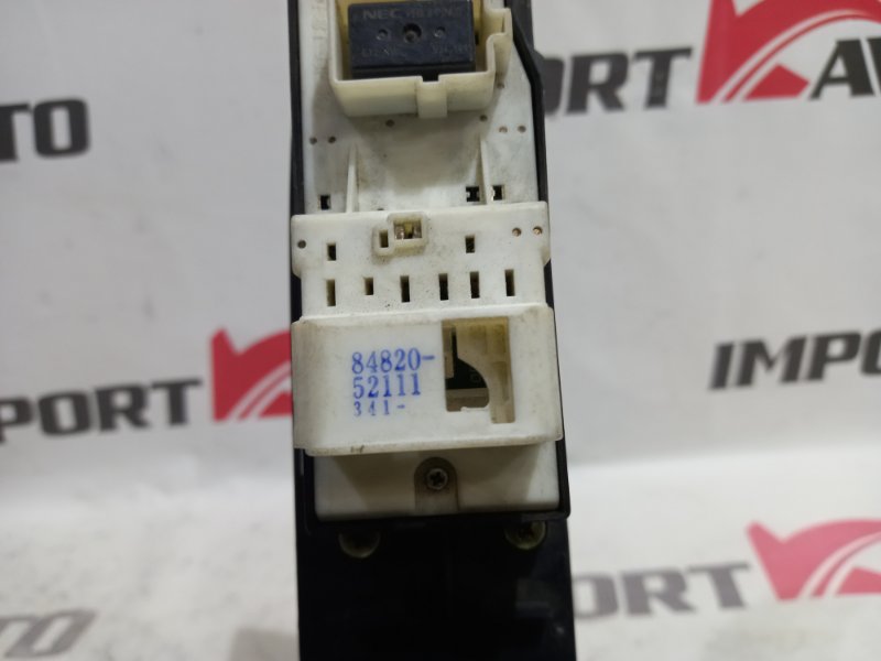 блок управления стеклоподъемниками TOYOTA PROBOX NCP51V 1NZ-FE 2002-2014 передний правый 37010