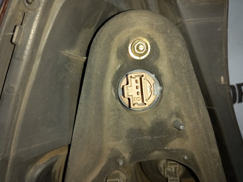 стоп-сигнал HONDA FIT GD1 L13A 2001-2004 321408