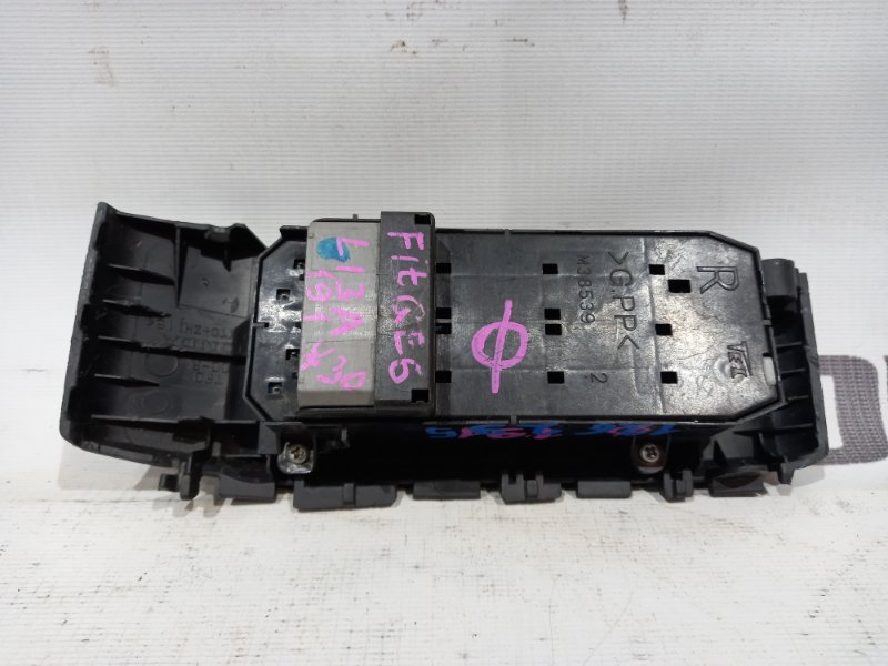 блок управления стеклоподъемниками HONDA FIT GE6 L13A 2007-2010 передний правый 126295