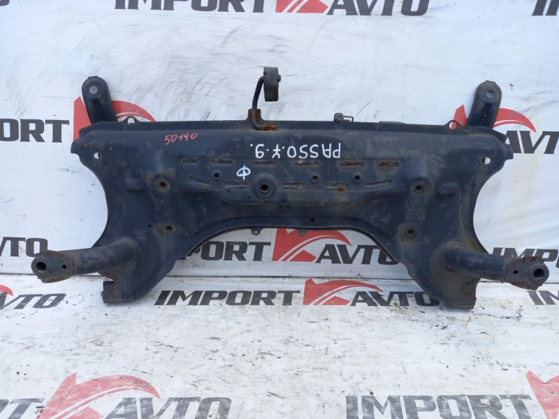 балка TOYOTA PASSO KGC10 1KR-FE 2004-2010 передний 50140