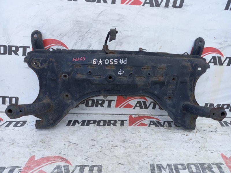 балка TOYOTA PASSO KGC10 1KR-FE 2004-2010 передний 50141