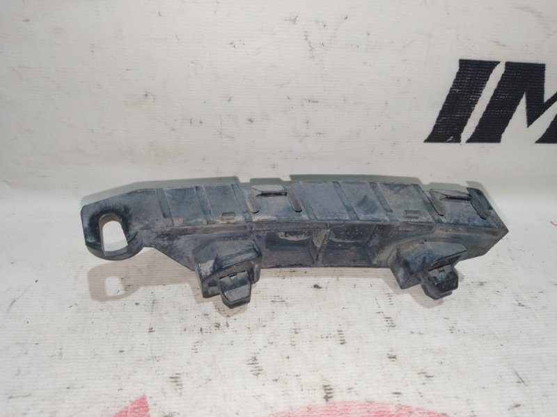 крепление бампера HONDA FIT GD3 L15A 2001-2004 передний левый 357598